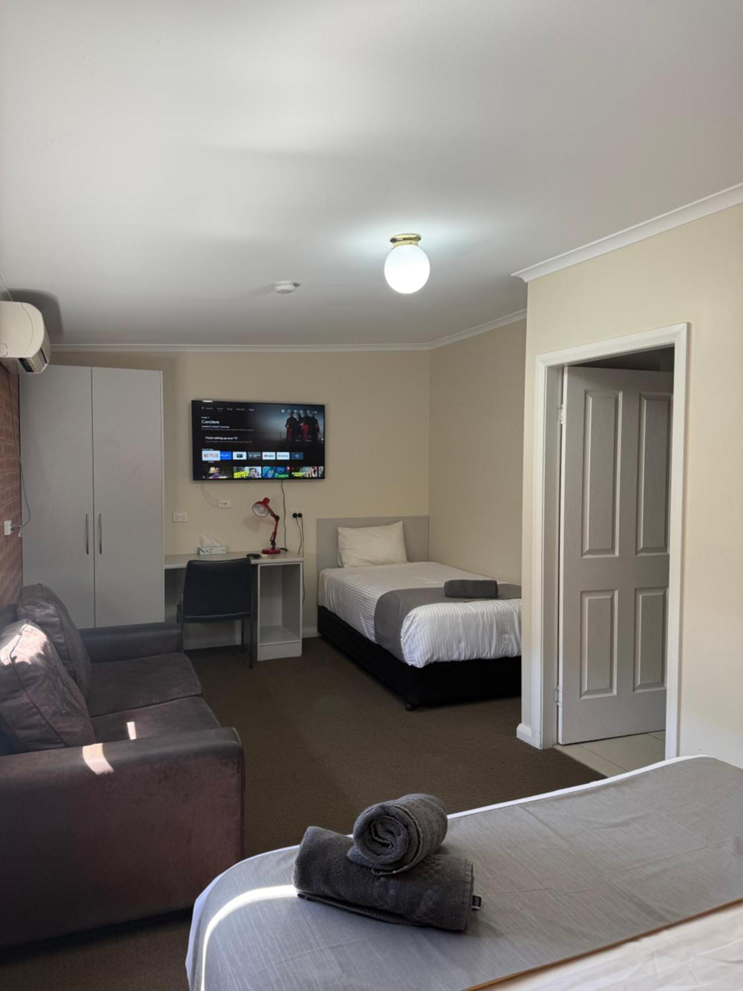 Mia Motel Griffith Ngoại thất bức ảnh